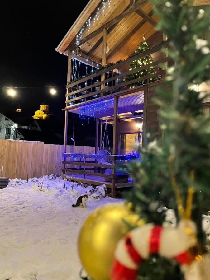 Cottage Woodside เมสเตีย ภายนอก รูปภาพ